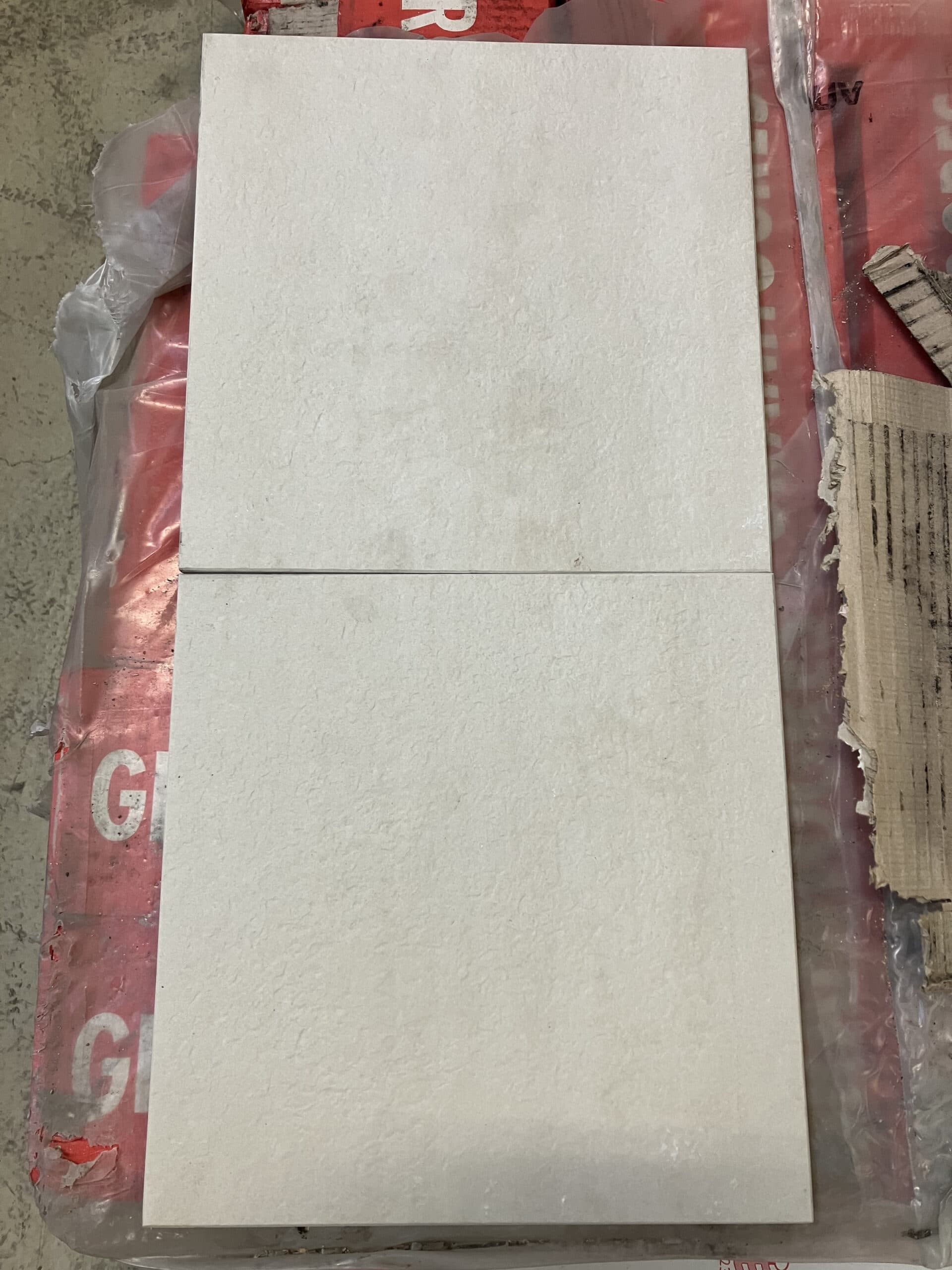 Uglaseret keramisk klinke til gulv og væg. 30×30 cm. - 1