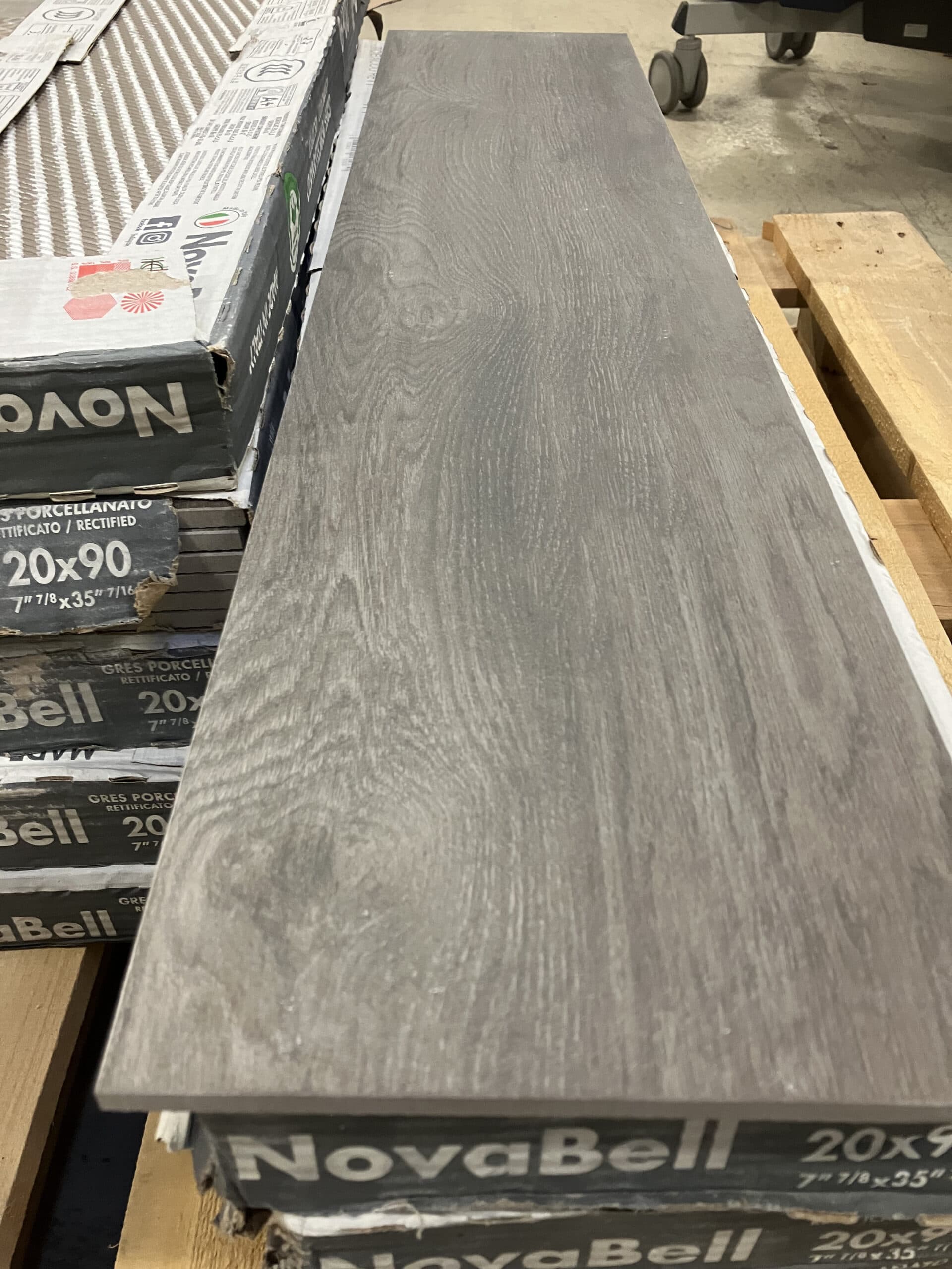 Uglaseret keramisk klinke til gulv og væg. 20×90 cm. - 1