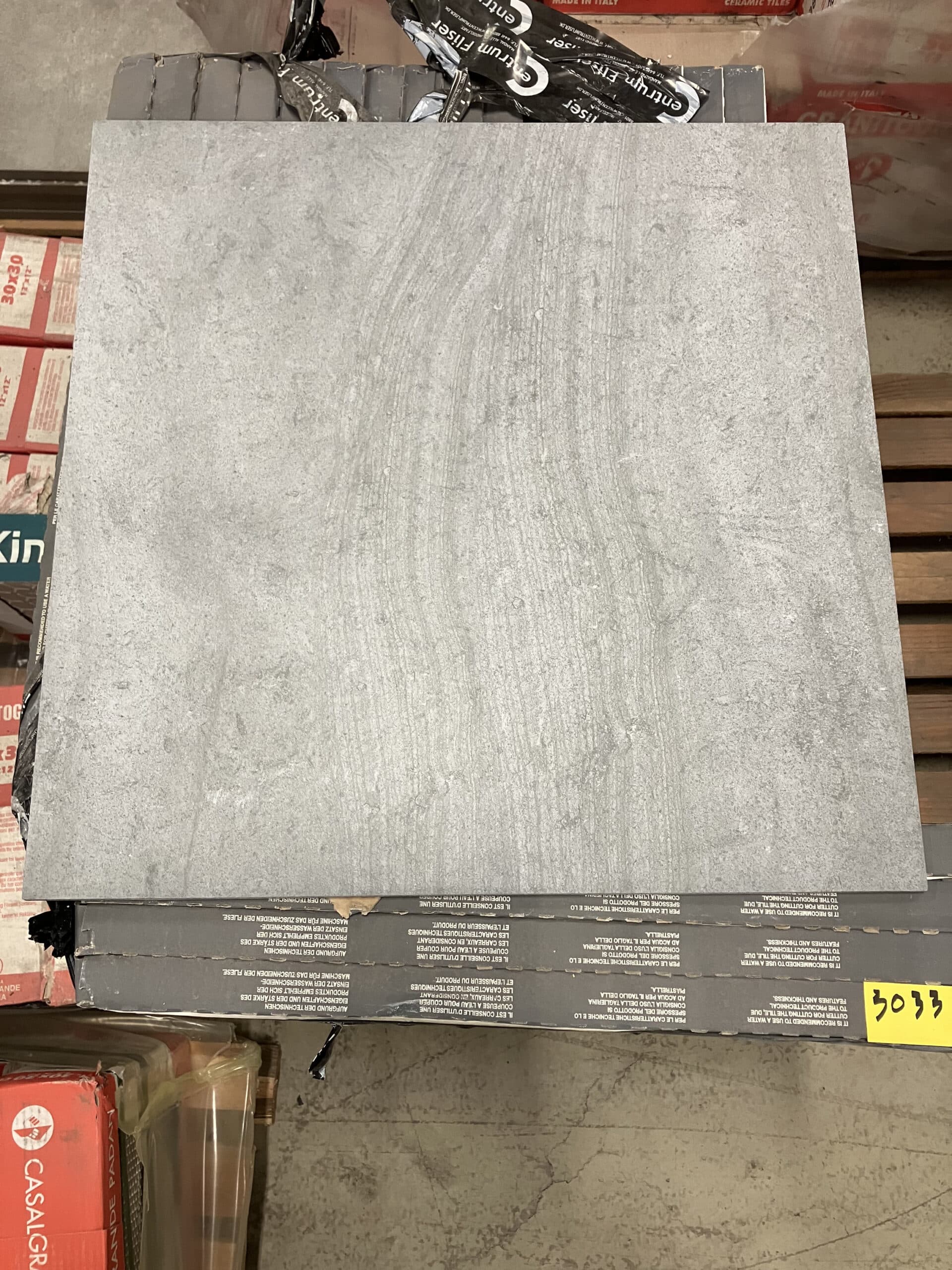 Uglaseret keramisk klinke til gulv og væg. 60×60 cm. - 1