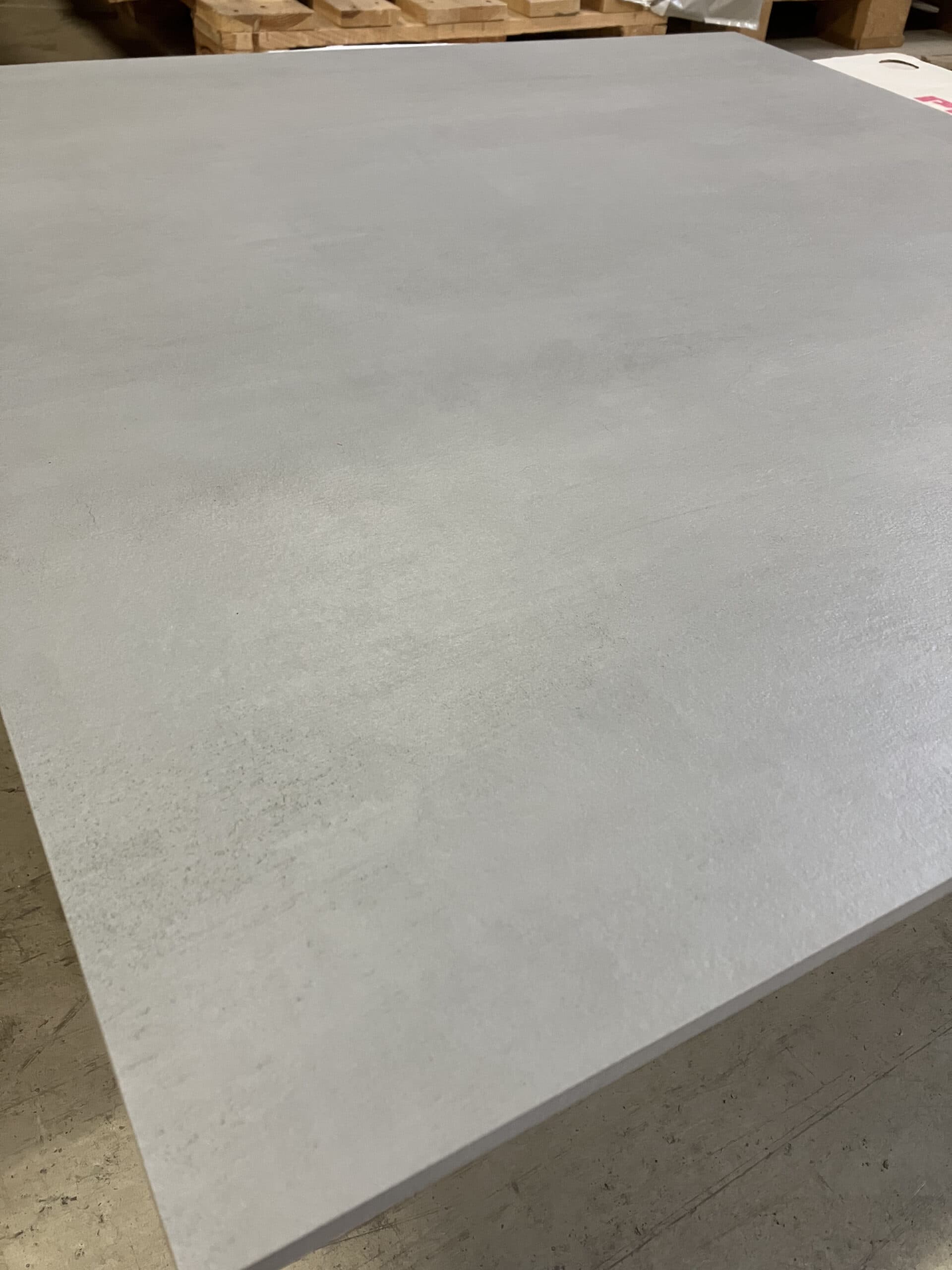 Uglaseret keramisk klinke til gulv og væg. 90×90 cm. - 1