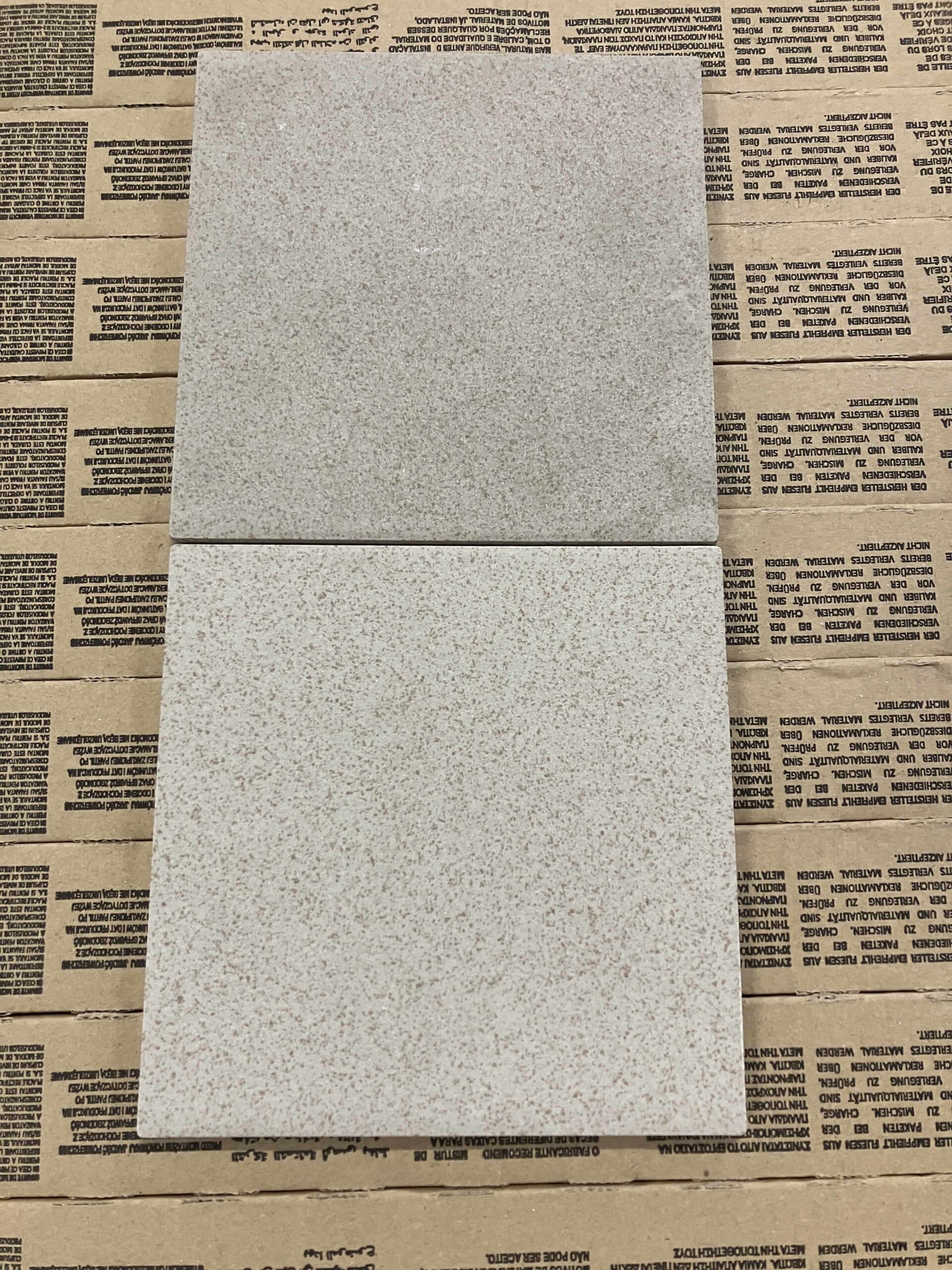 Uglaseret keramisk klinke til gulv og væg. 15×15 cm. - 1