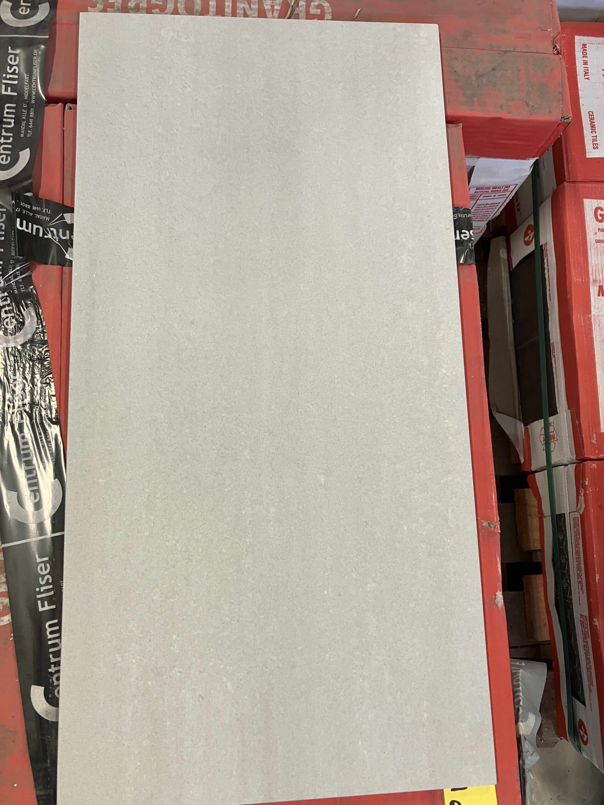 Uglaseret keramisk klinke til gulv og væg. 30×60 cm. - 1