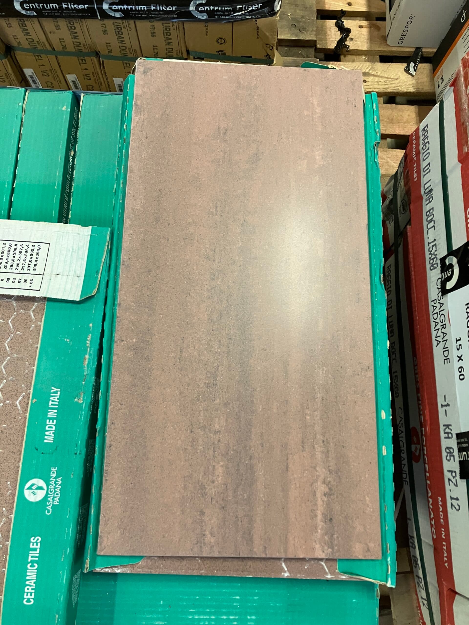 Uglaseret keramisk klinke til gulv og væg. 30×60 cm. - 1