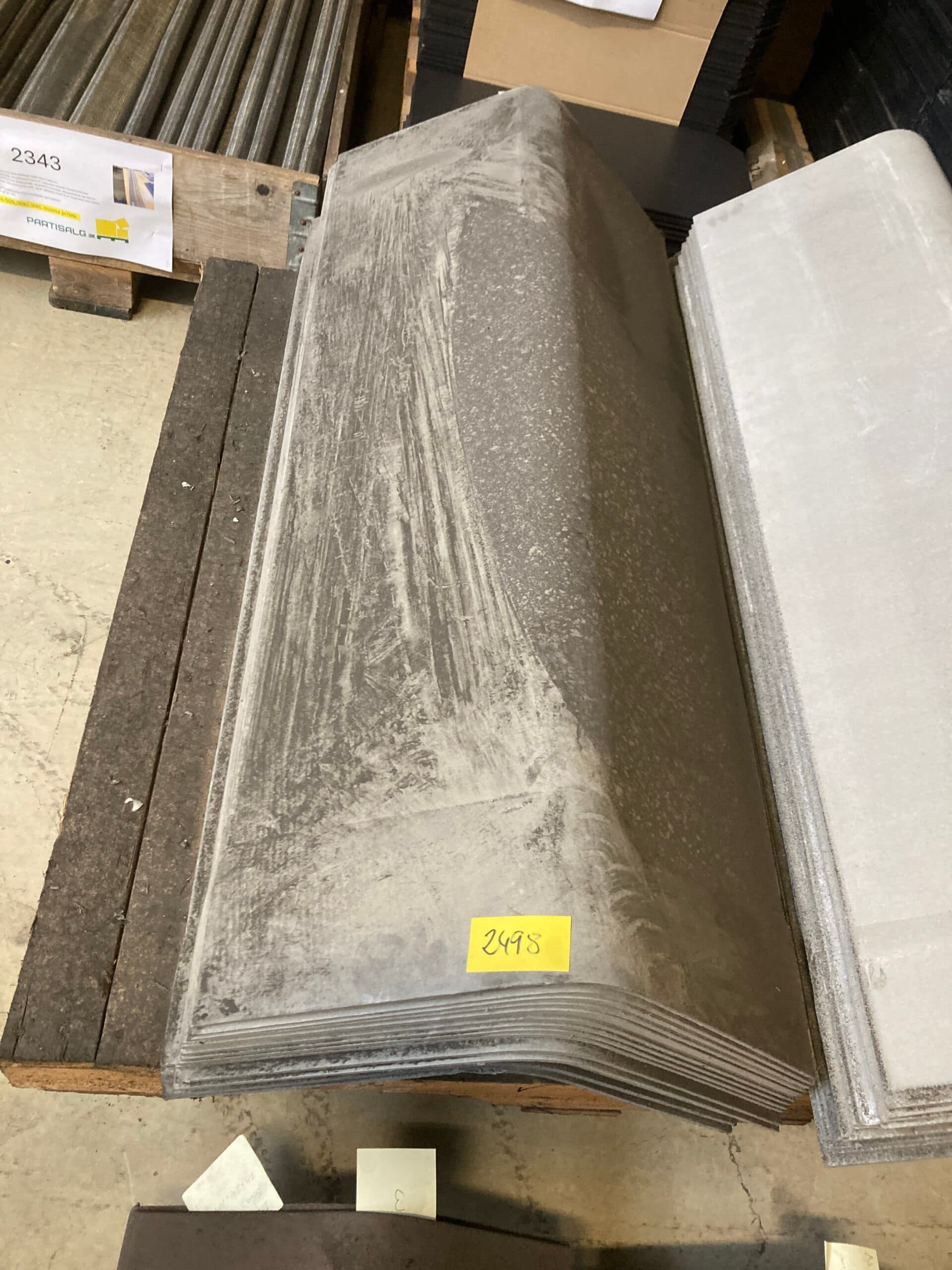 Rygnings plade, eternit, Mørk grå 30x30x119cm 32,5-35° - 1