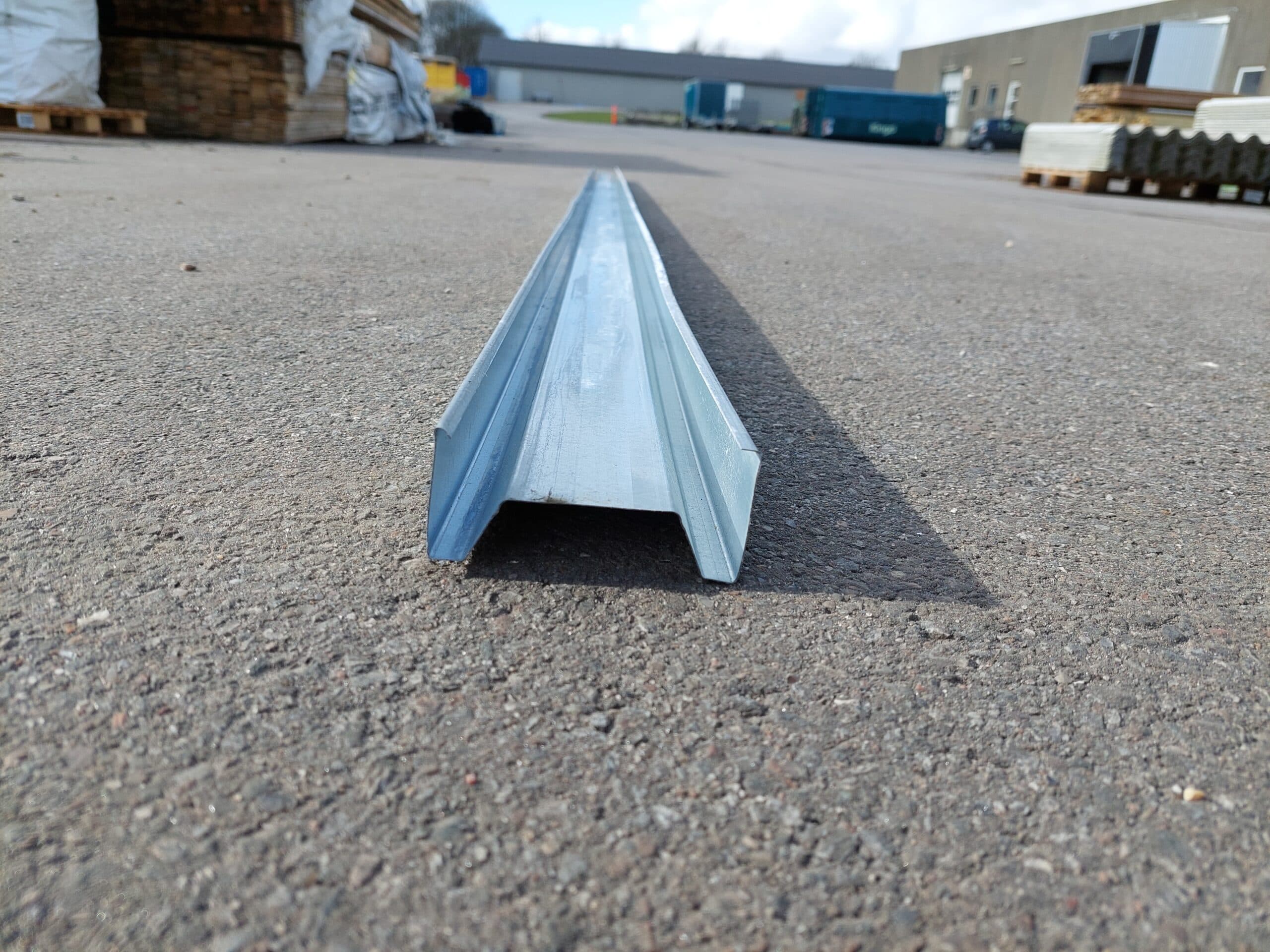 Triplan LR95 Lydregel, galvaniseret gipsstål. 29 kr. pr meter.