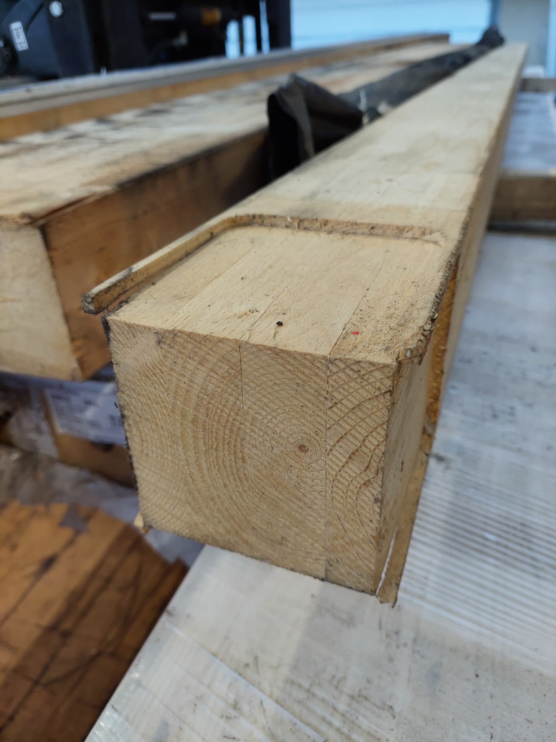 Limtræsbjælke/stolpe 3583x115x115mm - 1