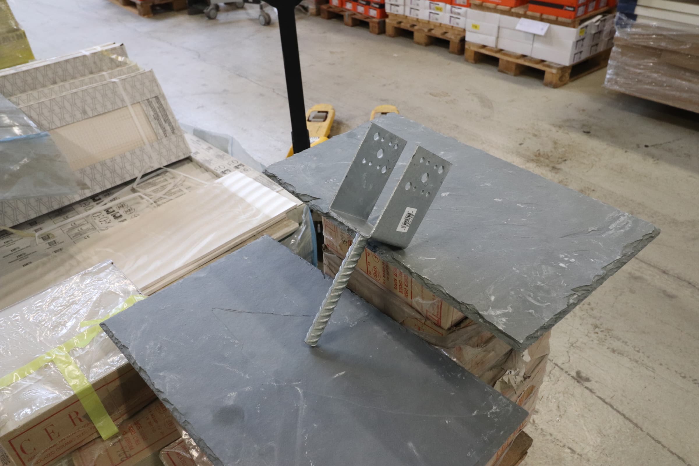 Paslode Stolpebærer SH U90 90x90x143 + 200 mm - 1