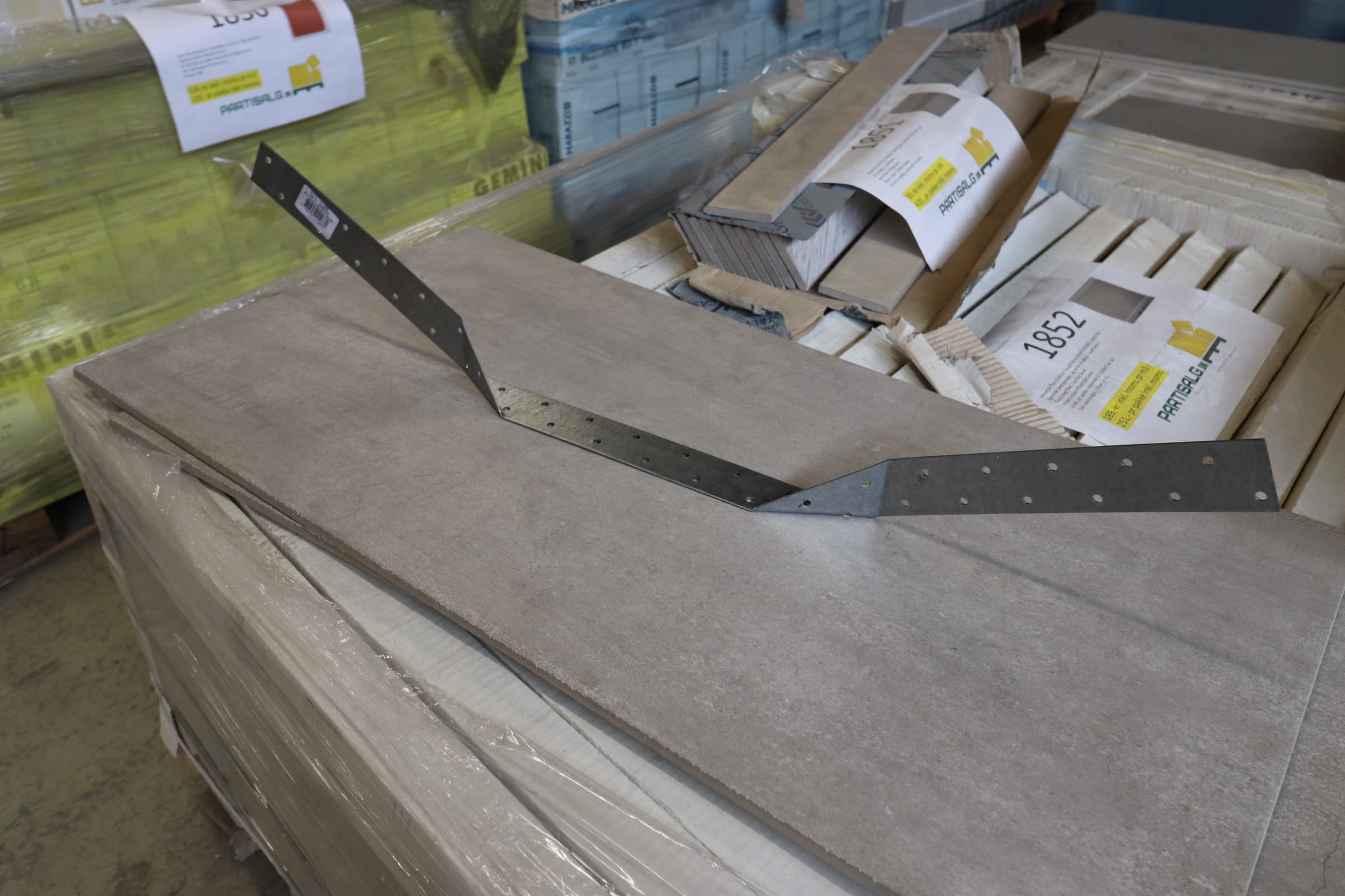 Bjælkestrop STRAP 210x756x40x1,5 mm - 1