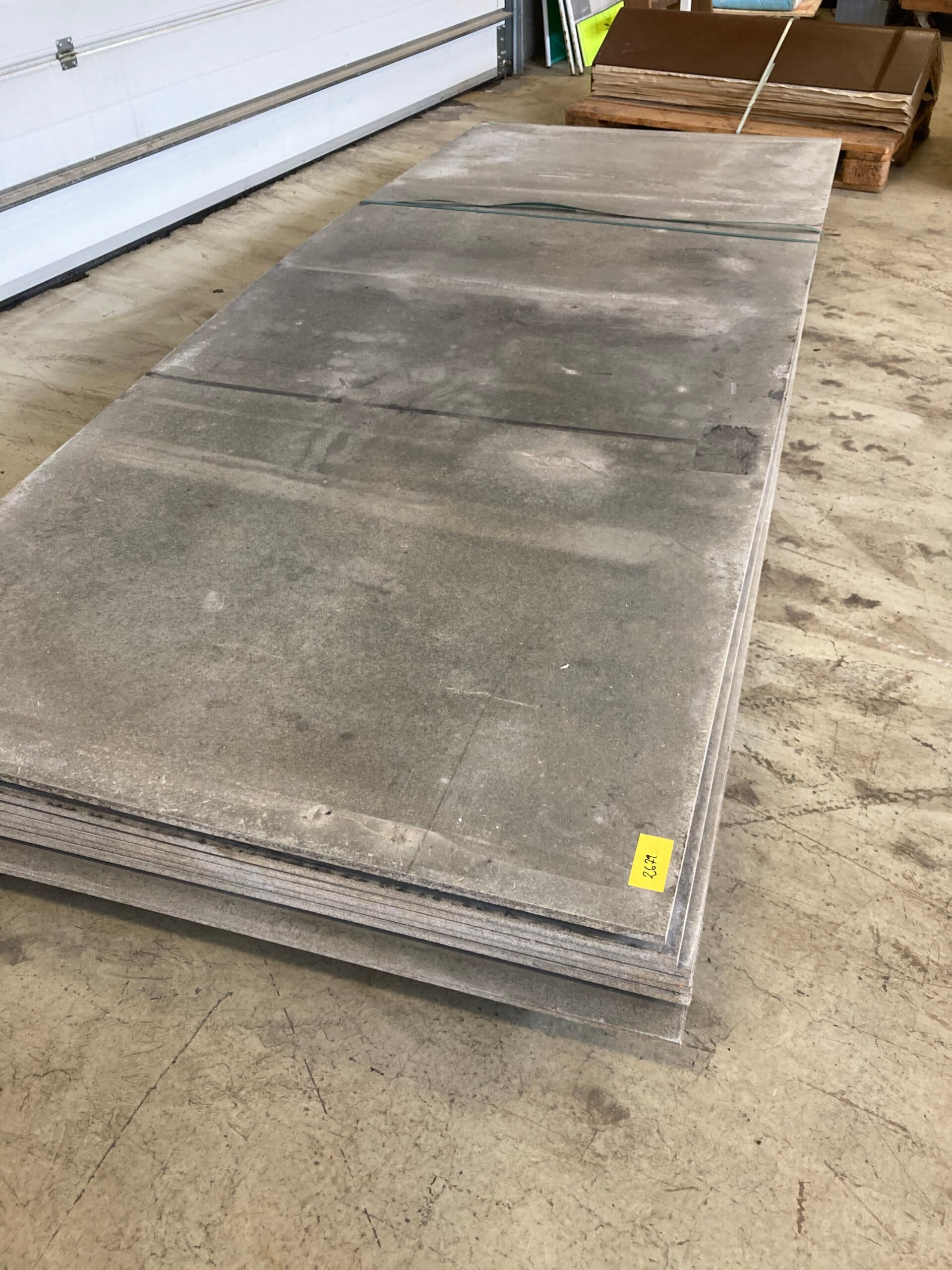 AMROC Cementspånplade standard usleben 16x1200x3050mm. Pris pr. plade. - 1