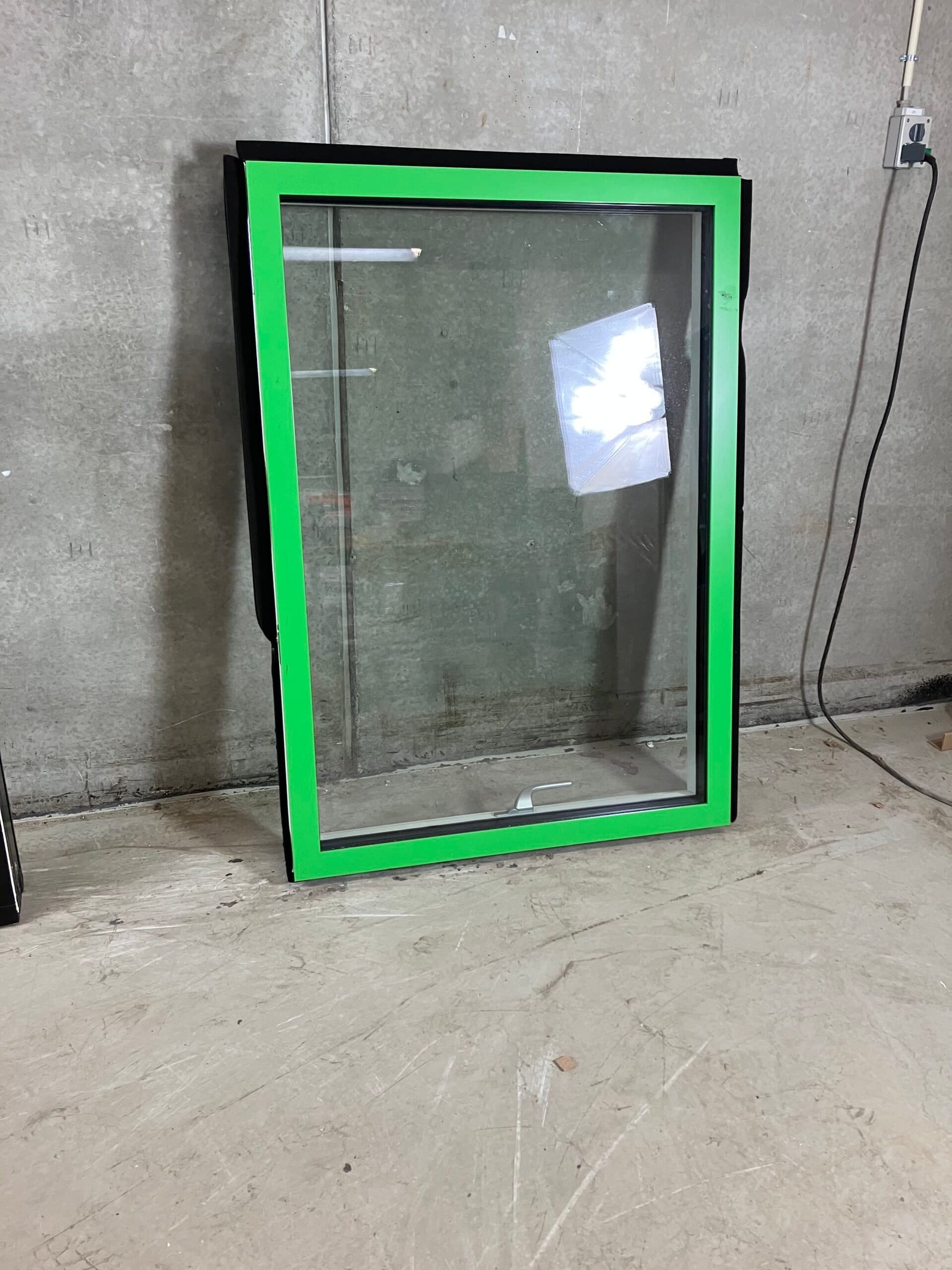 Topstyret vindue 94,5×134 cm. - 1