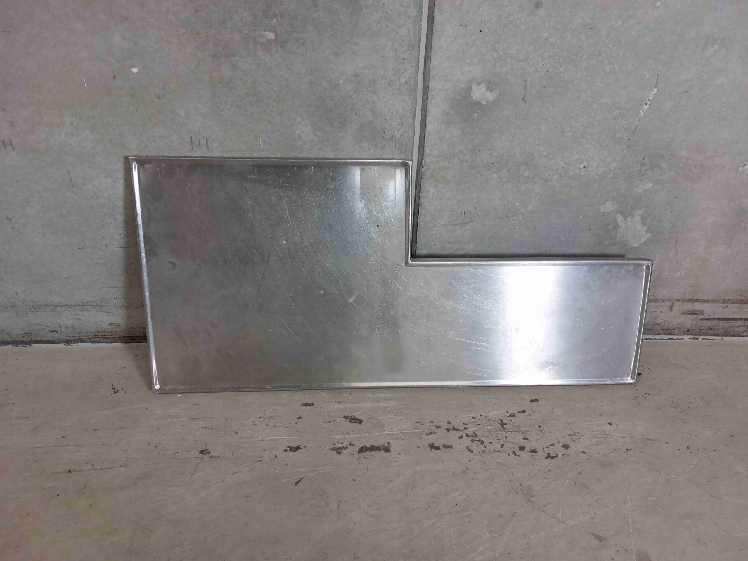Rustfri stål vinkelbordplade 131x61cm - 1