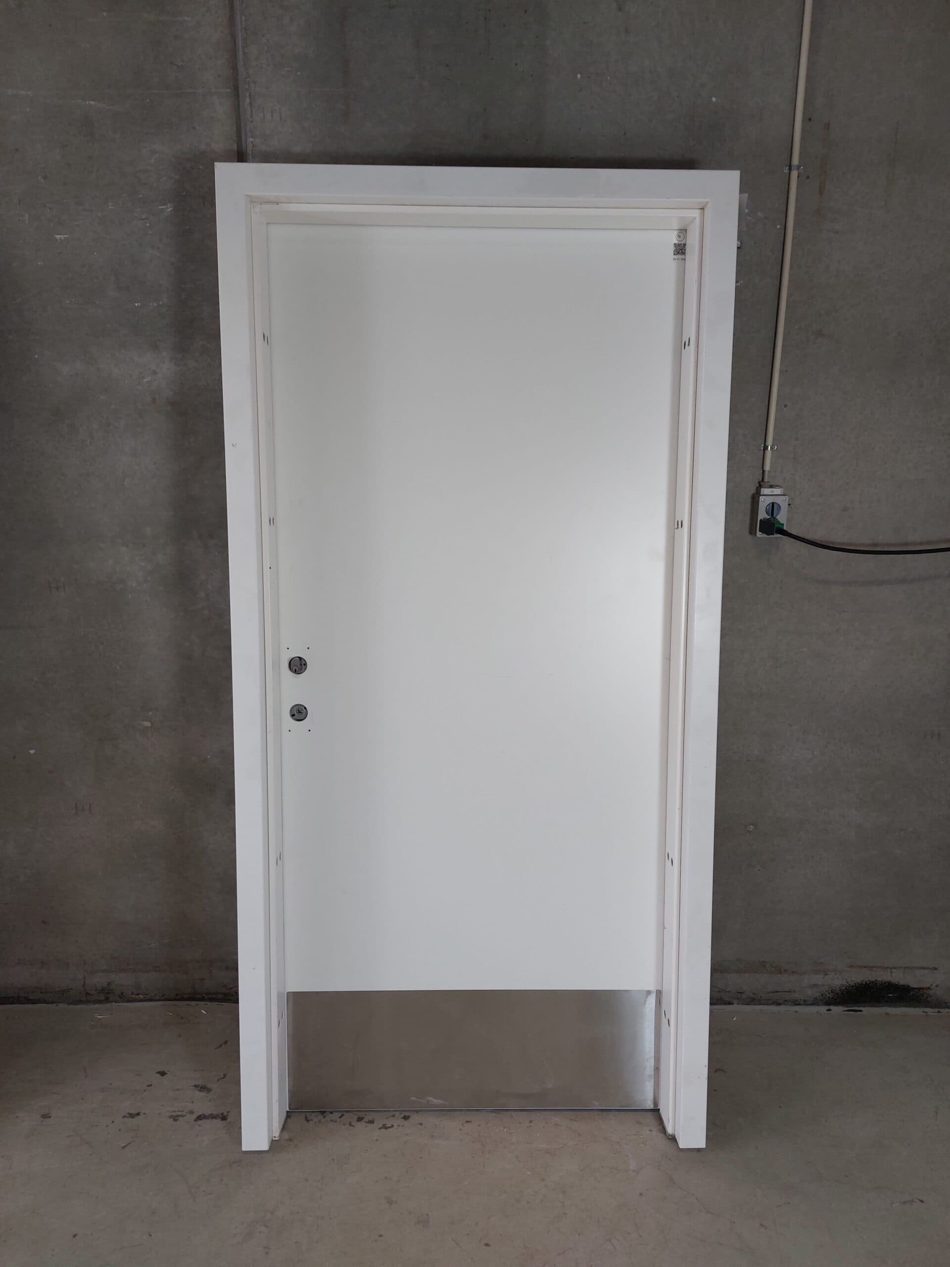 Indvendig brand- og lyddør BD-30/dB-30 i stålkarm 10×21/99×209,5cm