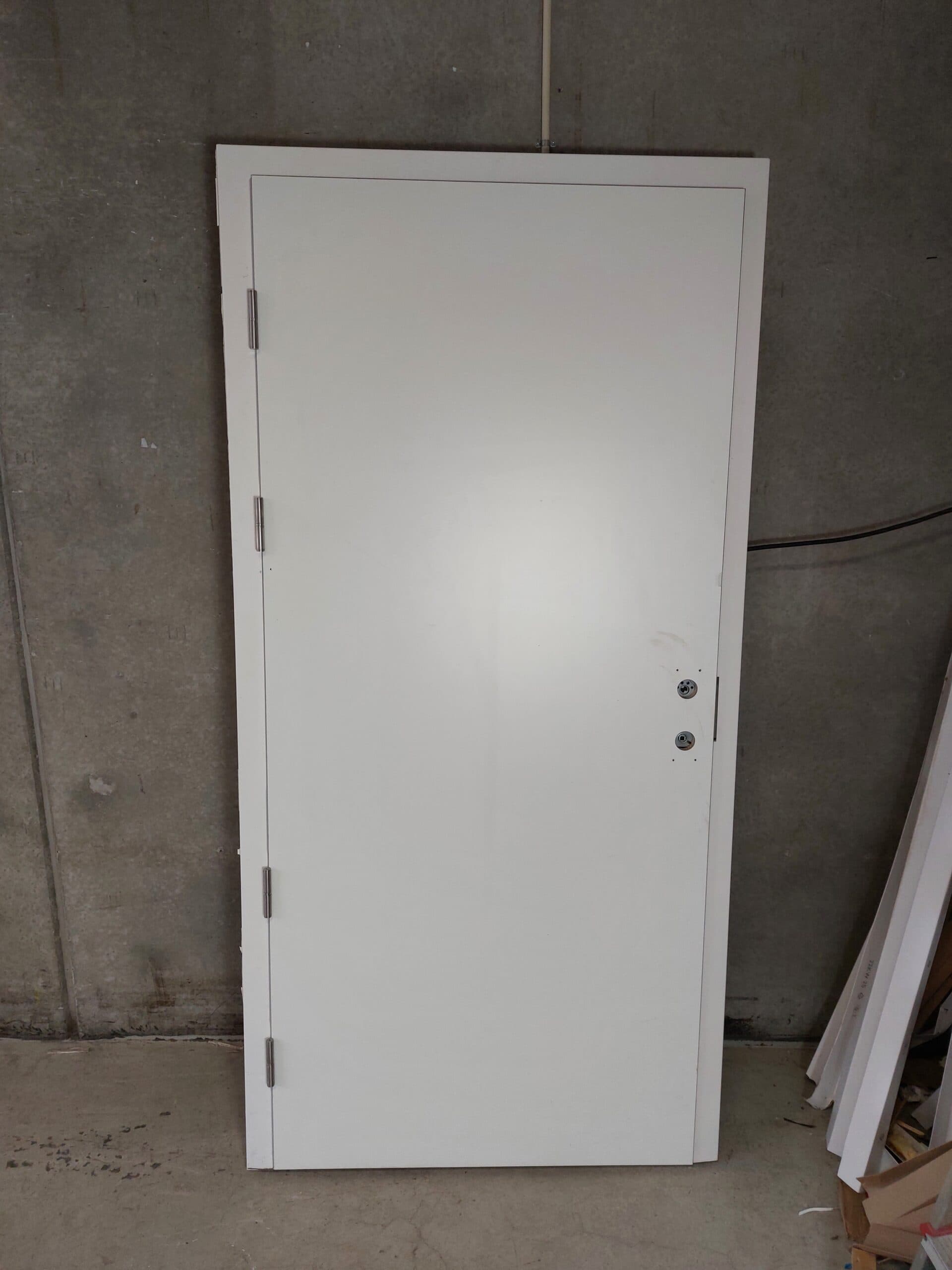 Indvendig lyddør dB-40 i stålkarm 10×21/99x210cm