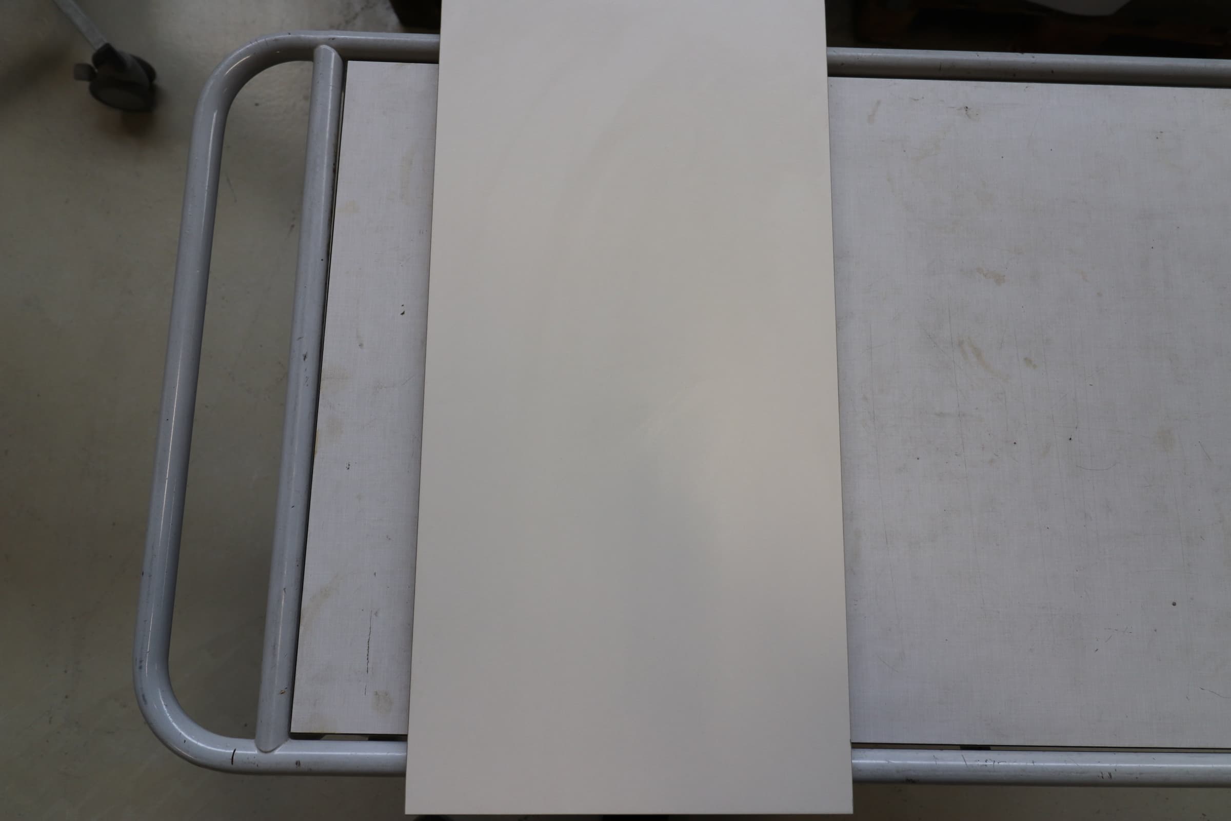 Uglaseret keramik flise mat sandfarve 30x60cm. Pris pr m² - 1